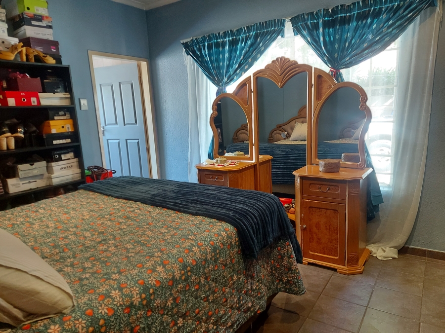 3 Bedroom Property for Sale in Oos Einde North West